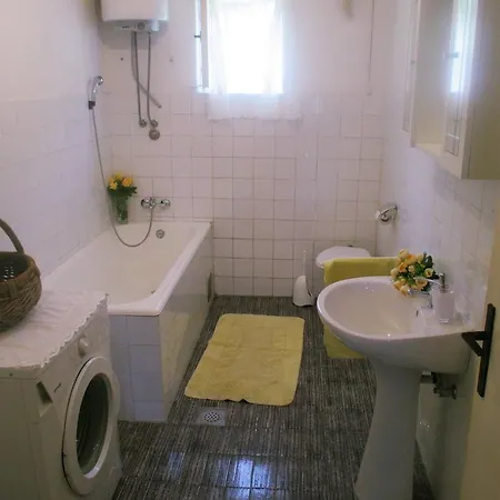 Roguljic Apartment